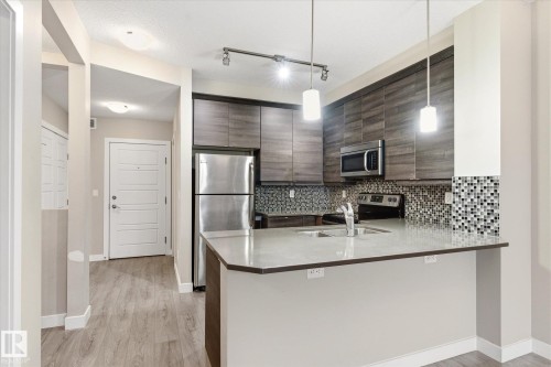 218 2590 Anderson Way, Edmonton, AB 