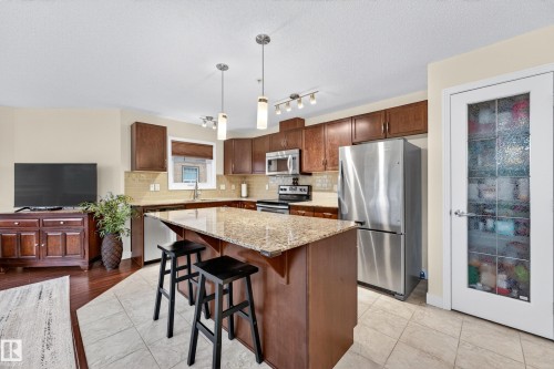 207 2045 Grantham Court, Edmonton, AB 