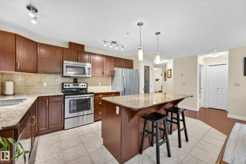 207 2045 Grantham Court, Edmonton, AB 