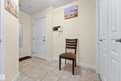 207 2045 Grantham Court, Edmonton, AB 