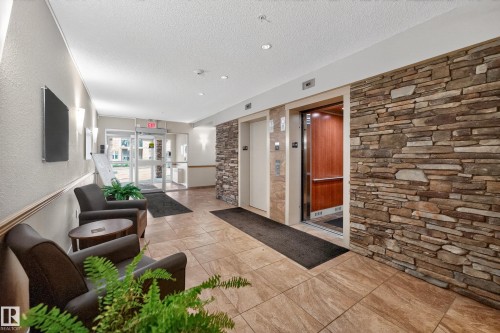 207 2045 Grantham Court, Edmonton, AB 