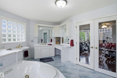 521 Estate Drive, Sherwood Park, AB 