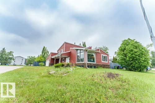 10503 25 Avenue, Edmonton, AB 