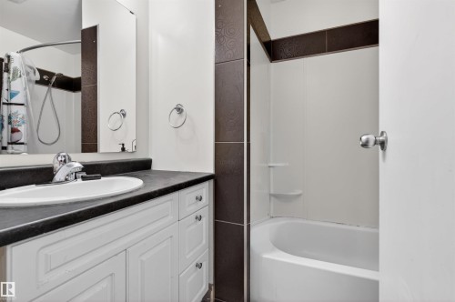 3 Alcott Crescent, St. Albert, AB 