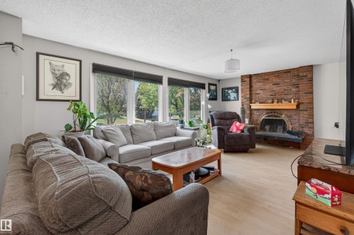 3 Alcott Crescent, St. Albert, AB 