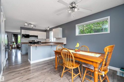 22 Meadowview Drive, Leduc, AB 