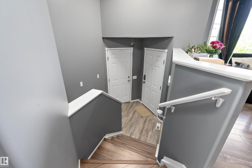 22 Meadowview Drive, Leduc, AB 