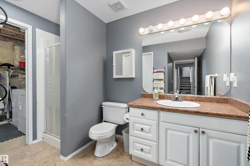 22 Meadowview Drive, Leduc, AB 