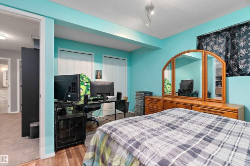 22 Meadowview Drive, Leduc, AB 