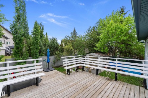 22 Meadowview Drive, Leduc, AB 