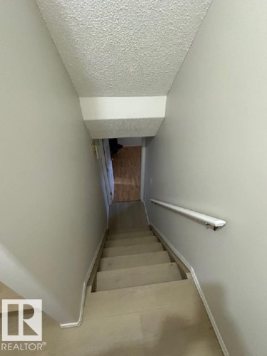 9806 179 Avenue, Edmonton, AB 