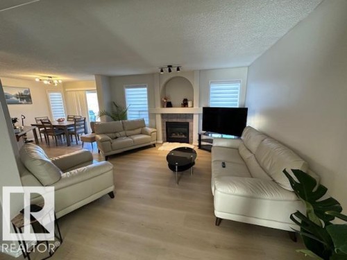 9806 179 Avenue, Edmonton, AB 