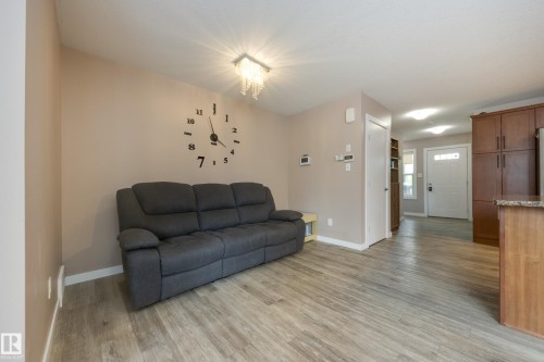 501 Chappelle Drive, Edmonton, AB 