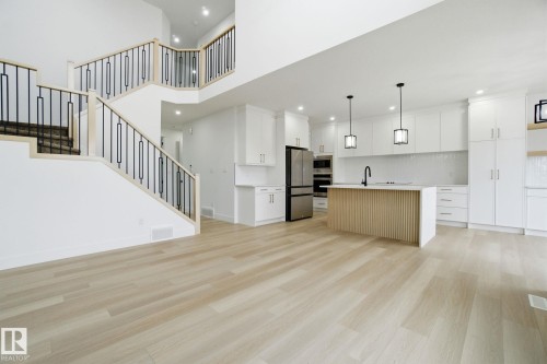 3311 Chernowski Way, Edmonton, AB 