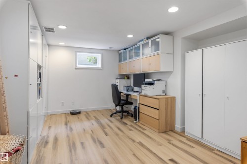 14007 104 Avenue, Edmonton, AB 