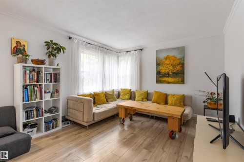 14007 104 Avenue, Edmonton, AB 