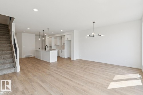428 30 Street, Edmonton, AB 