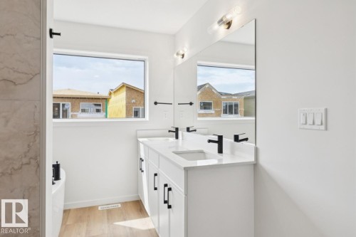 428 30 Street, Edmonton, AB 