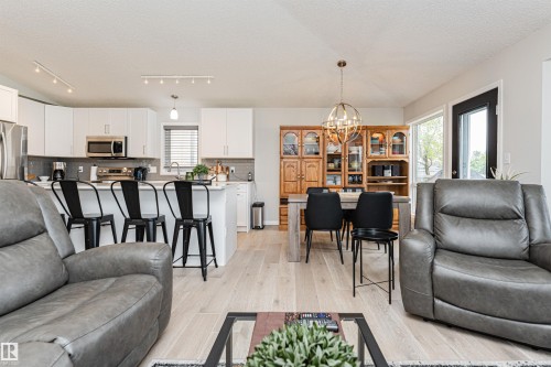6 Estates Court, Sherwood Park, AB 