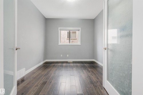 17009 62 St, Edmonton, AB 
