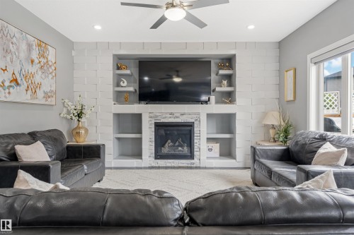 17009 62 St, Edmonton, AB 