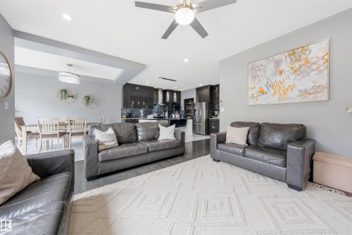 17009 62 St, Edmonton, AB 