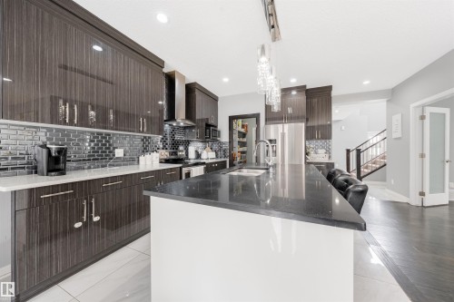 17009 62 St, Edmonton, AB 