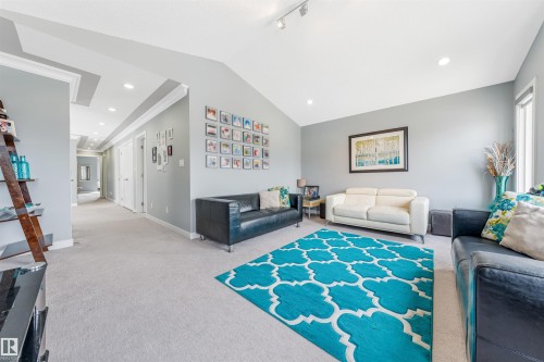 17009 62 St, Edmonton, AB 
