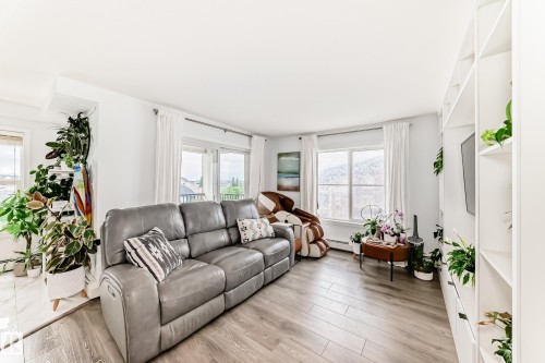 423 18126 77 Street, Edmonton, AB 