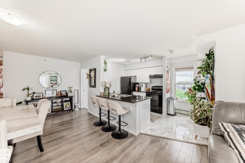 423 18126 77 Street, Edmonton, AB 