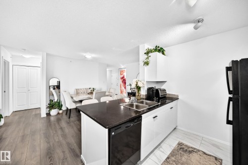 423 18126 77 Street, Edmonton, AB 