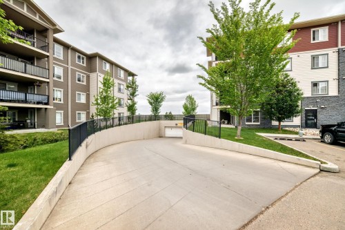 423 18126 77 Street, Edmonton, AB 