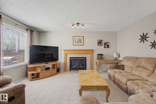 4113 36A Avenue Nw, Edmonton, AB 