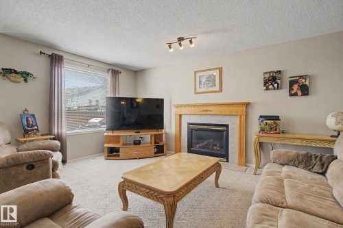 4113 36A Avenue Nw, Edmonton, AB 
