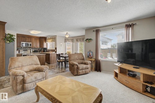 4113 36A Avenue Nw, Edmonton, AB 