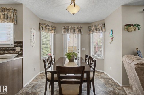 4113 36A Avenue Nw, Edmonton, AB 