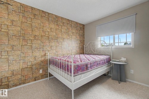 4113 36A Avenue Nw, Edmonton, AB 