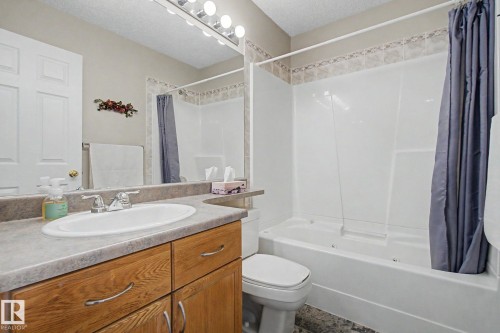 4113 36A Avenue Nw, Edmonton, AB 