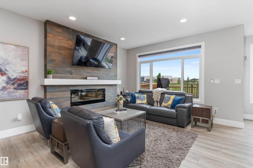 2933 Chokecherry Common, Edmonton, AB 