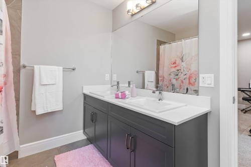 2933 Chokecherry Common, Edmonton, AB 