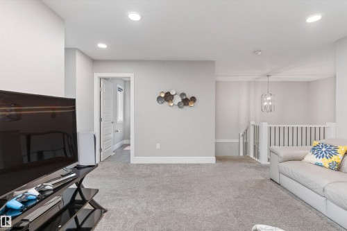 2933 Chokecherry Common, Edmonton, AB 