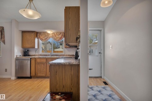 4804 42 Avenue, Beaumont, AB 