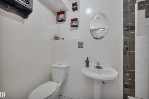 4804 42 Avenue, Beaumont, AB 