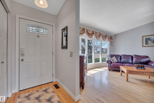 4804 42 Avenue, Beaumont, AB 