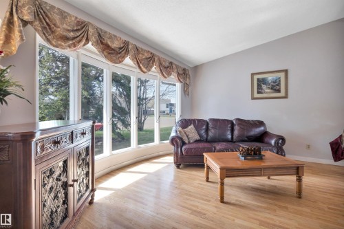 4804 42 Avenue, Beaumont, AB 