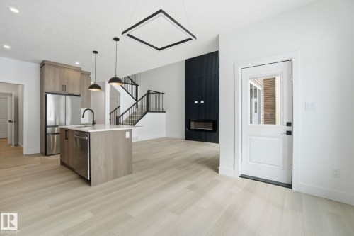 1405 Osprey Crest, Edmonton, AB 
