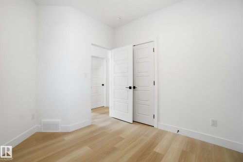 1405 Osprey Crest, Edmonton, AB 