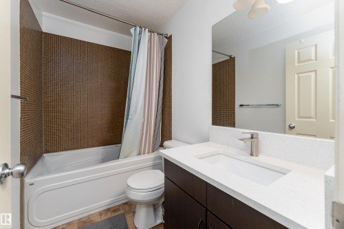 29 3751 12 Street, Edmonton, AB 