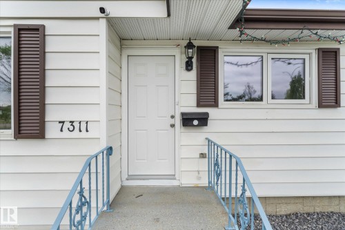 7311 137 Avenue, Edmonton, AB 