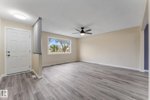 7311 137 Avenue, Edmonton, AB 